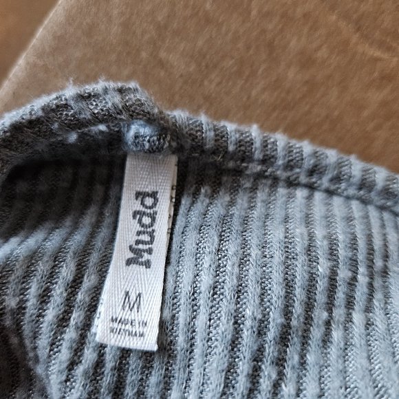 Mudd Halter Top Size Medium - Picture 5 of 6